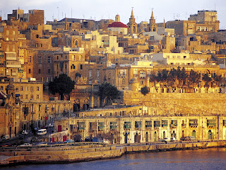 http://4.bp.blogspot.com/_kqBx0GW4uJk/RaaH_EdPCCI/AAAAAAAAAAY/bVxvOJ909AY/s320/Valletta,%2520Malta.jpg