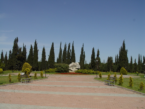 http://mw2.google.com/mw-panoramio/photos/medium/1774917.jpg