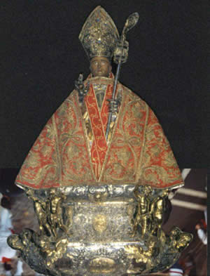 http://usuarios.lycos.es/semanasantaenlared/sanferminsaint.jpg